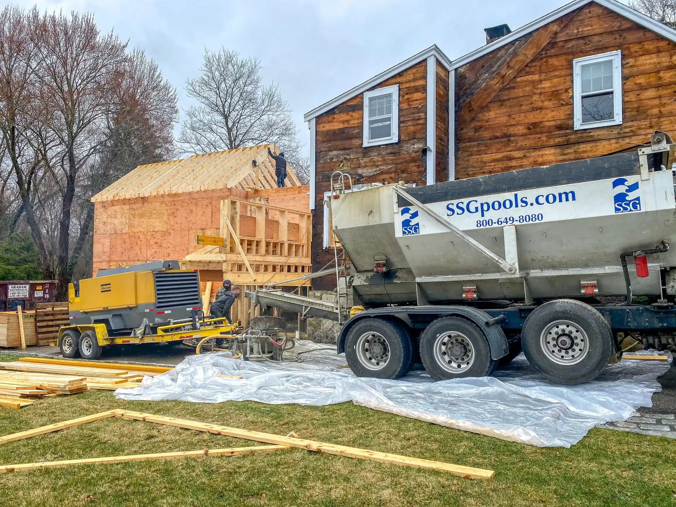 concrete truck for swimming pool